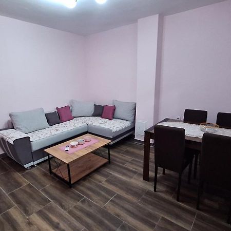 Apartman Jelena Cetinje Exteriör bild