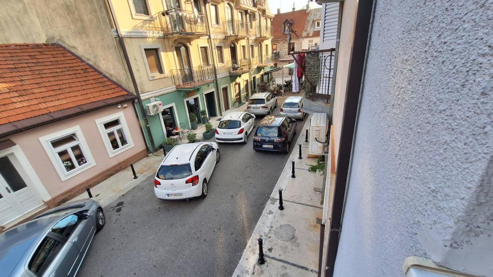 Apartman Jelena Cetinje Exteriör bild